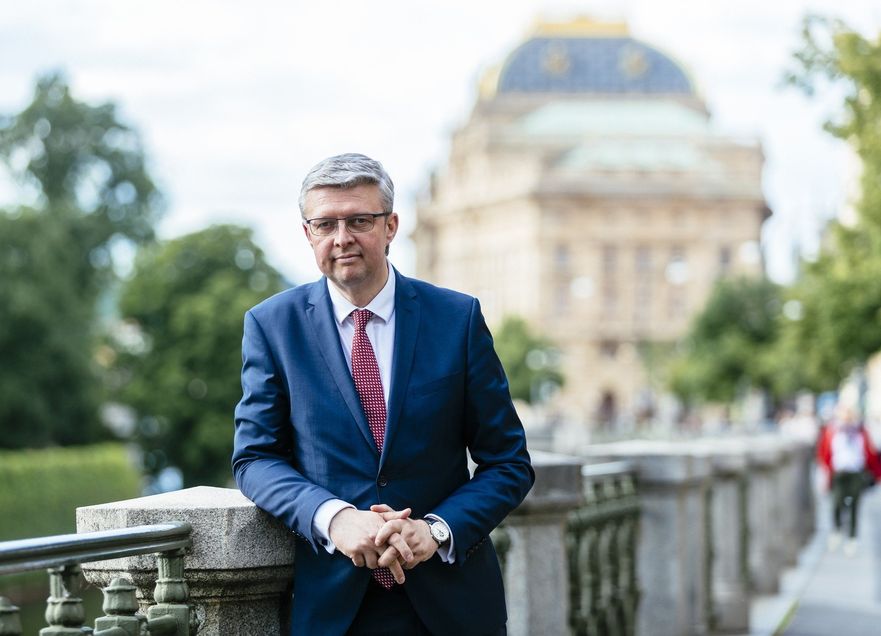 Insolvence, dotace, kmenové buňky. Podivné obchody staronového ministra Karla Havlíčka